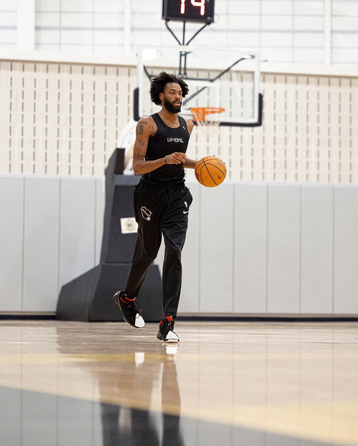 (PRE - ORDER) BLACK 4L EDITION  TANK